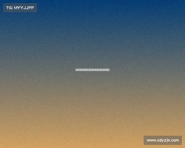 《赛场上的无声博弈：解码电竞选手的锋锐凝望》